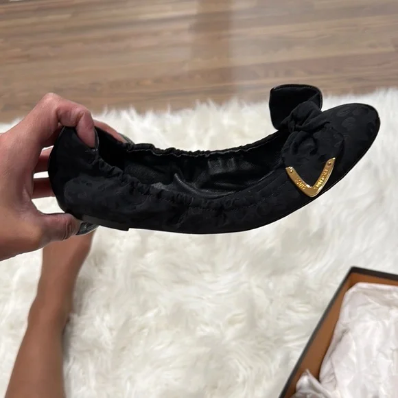 Louis Vuitton Black Ballet Flats worn a couple times. - Picture 5 of 5
